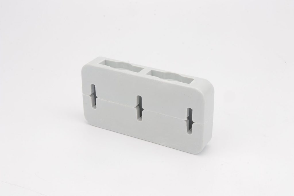 White DMC Low Voltage Busbar Support Insulator Clamp 3-phase A Series