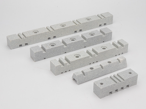 Common Types of EL Insulators and Their Use in Power Distribution Equipment