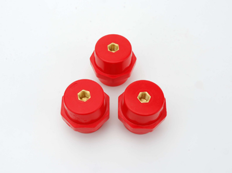 How Precision Molding Impacts the Performance of Busbar Insulators